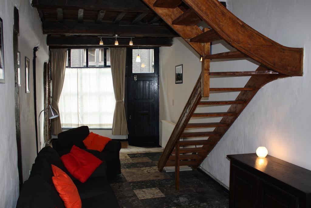 Le Chat Maudit De Maryse Villa Lieja Exterior foto